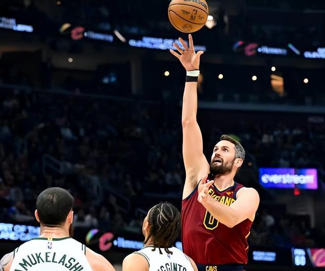 前场篮板不 前场篮板不