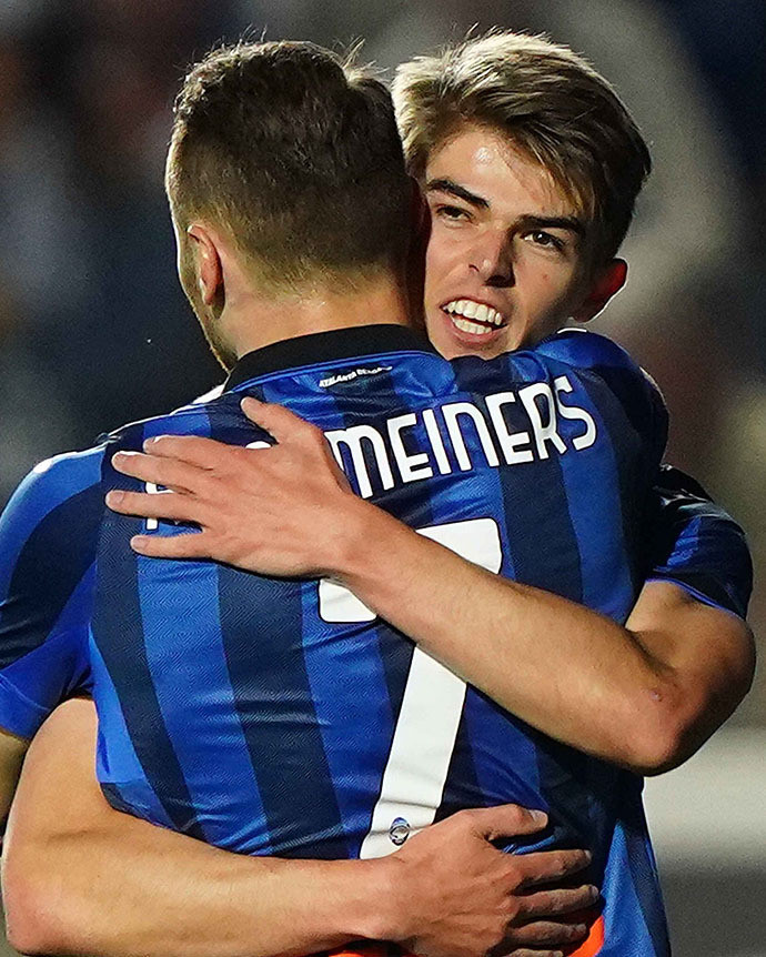 成年国家队 成年国家队