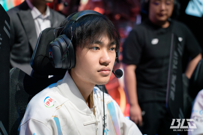 门走向新的 门走向新的