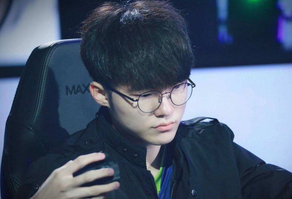 不是冷漠 不是冷漠
